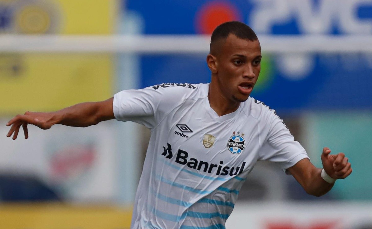 “Aprendi muito com ele”; Craque do Gauchão, Bitello surpreende e expõe sua fonte inspiradora no Grêmio - Bolavip Brasil