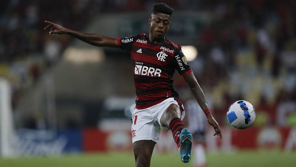 Bruno Henrique faz exame no joelho e pode virar problema para o Flamengo contra o São Paulo - Extra