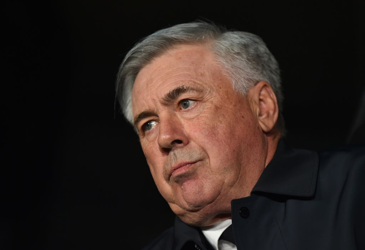 Carlo Ancelotti não viaja com o Real Madrid antes de enfrentar o Chelsea pela Champions - Globo.com