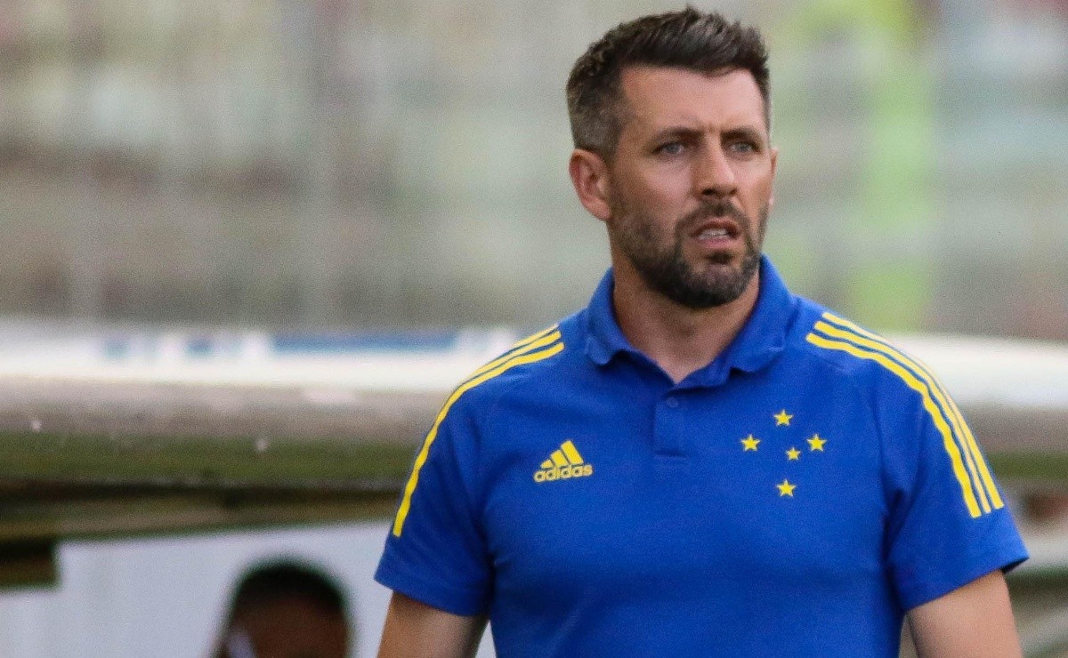 Com dúvida no meio-campo, Pezzolano esboça time do Cruzeiro para encarar o Atlético-MG na final do Campeona... - Bolavip Brasil