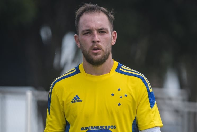 Cruzeiro acerta empréstimo de Bruno José ao Guarani e receberá compensação do Bugre - Rádio Itatiaia