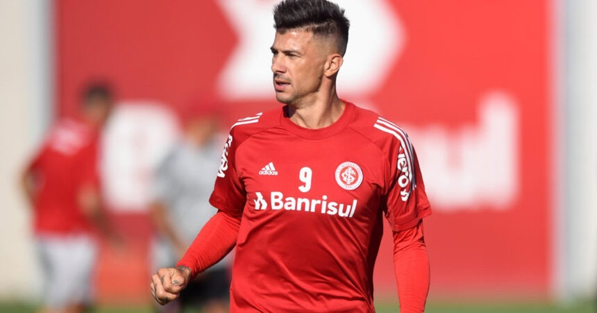 Inter não queria liberar, mas vontade de Cuesta pesou para acerto com Botafogo - FogãoNET