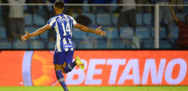 Raniele decide, e Avaí bate América-MG na reestreia na elite do Brasileirão - UOL Esporte